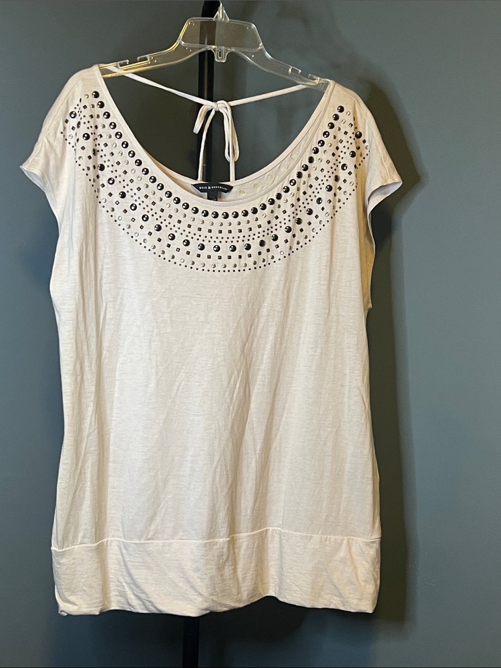 Rock & Republic Cream Scoop Neck Short Sleeve Top with Stud Embellishment